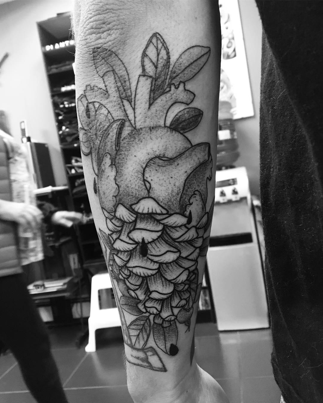 Bray_Del-Acorn_Heart_Tattoo