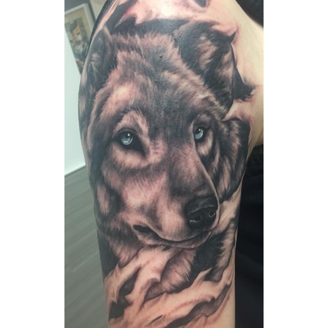 Devon_Titley-Wolfe_Tattoo