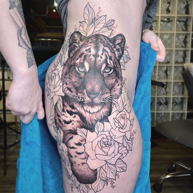 Emily_Clare-Tiger-Tattoo