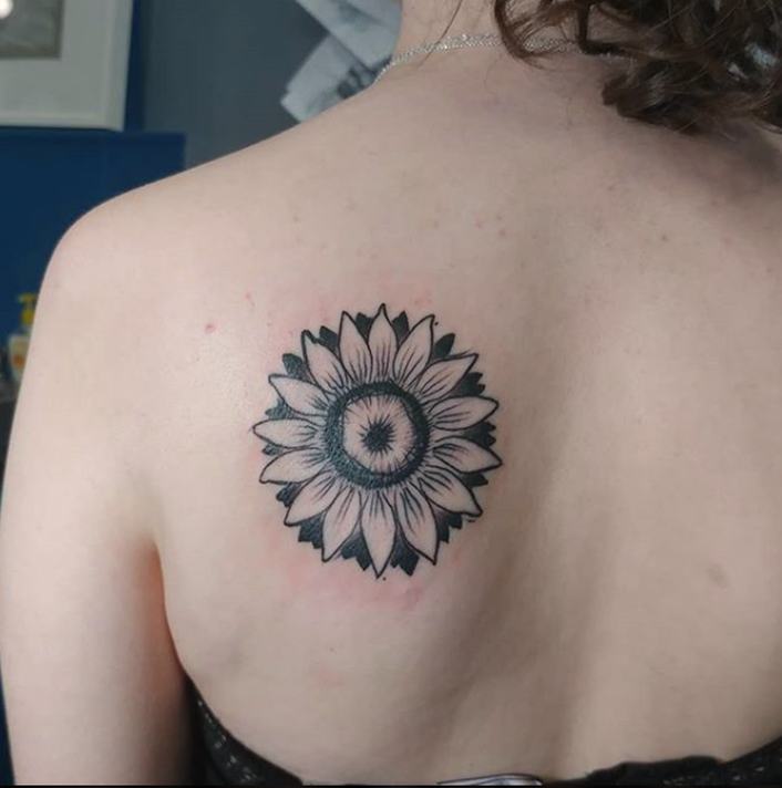 Felicia_Pach-Daisy_Tattoo