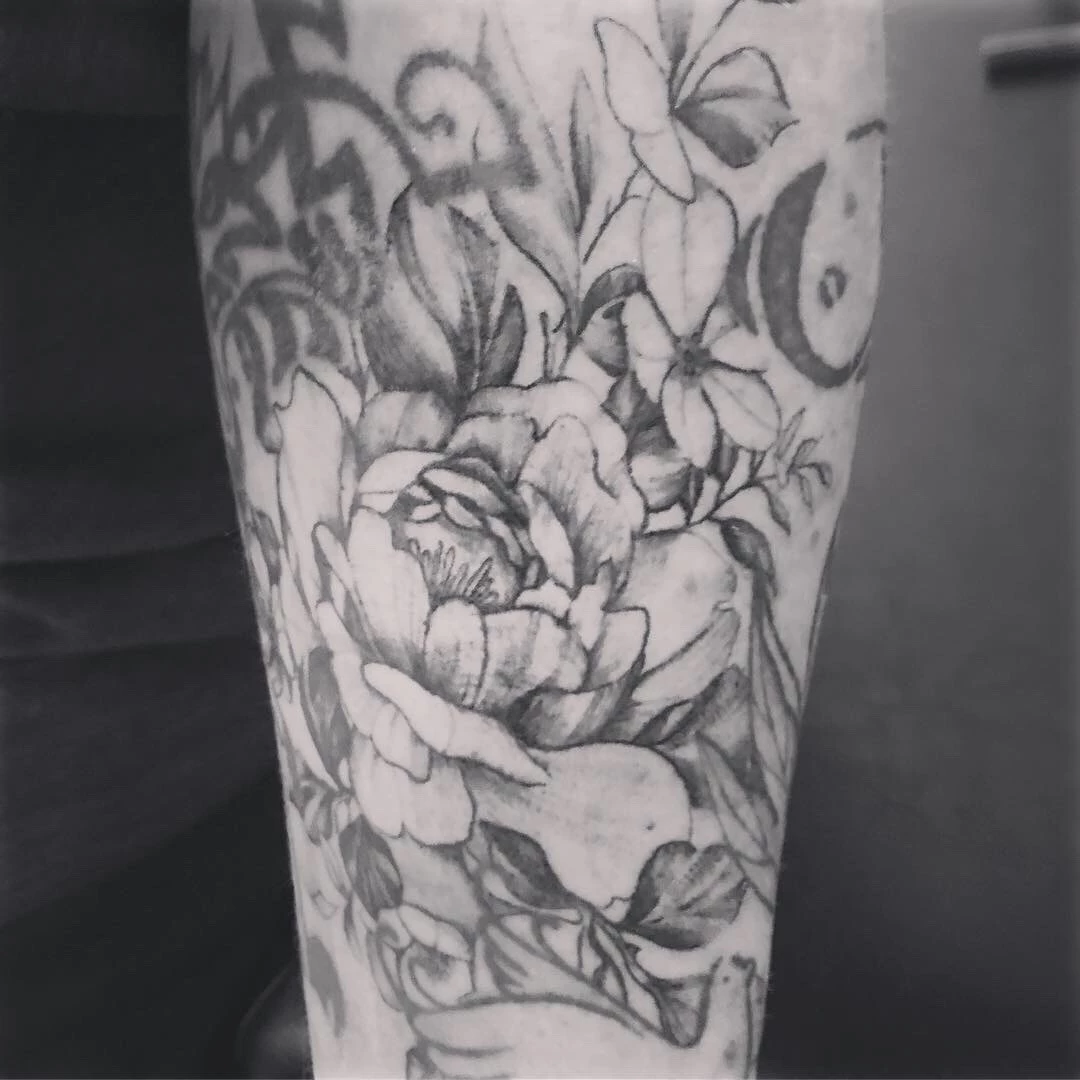 Greg_Linton-Botanical_Forearem_Tattoo