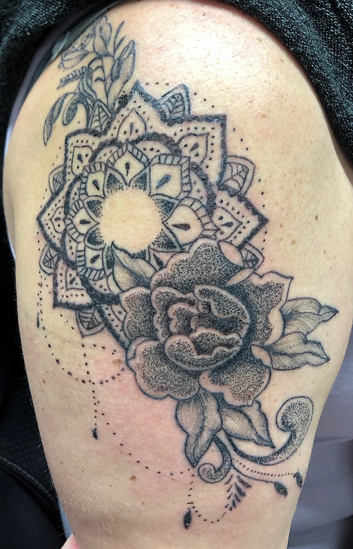 Greg_Linton-Mandala_Flower_Tattoo