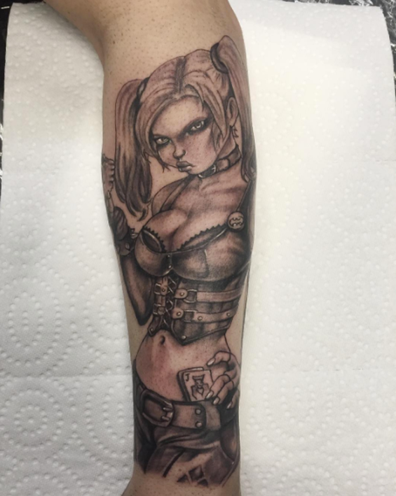 Henry_Yuvallos-Harley_Quinn_Batman_Tattoo