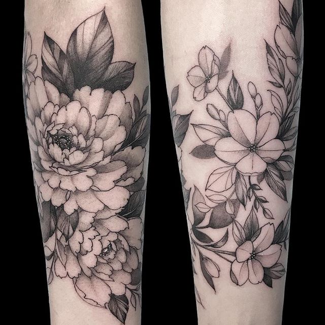 Jim_Tran-Flower_Leg_Tattoo