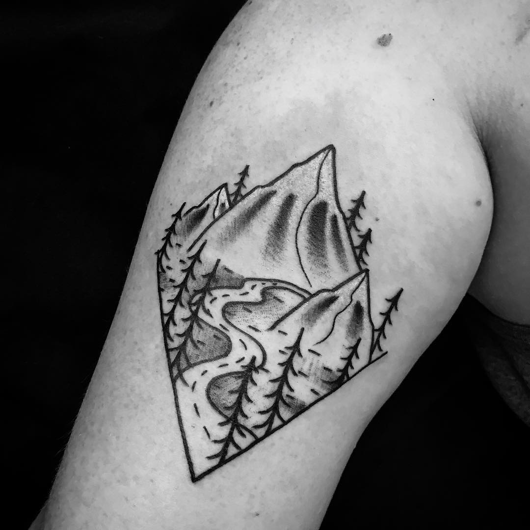 Kent_King-Geometric_Mountains_Tattoo