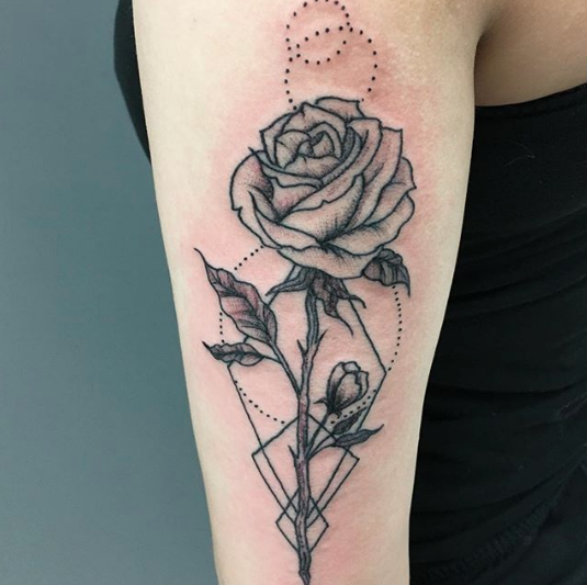 Tina_Riedner-Rose_Tattoo