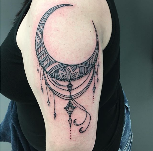 Tina_Riedner-Whimsical_Moon_Tattoo