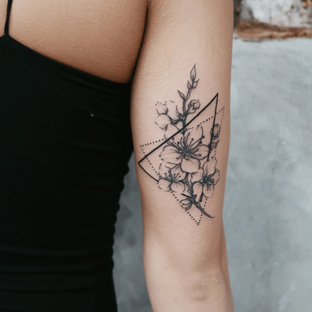 Alice_Tsui-Geometric-Arm_Tattoo