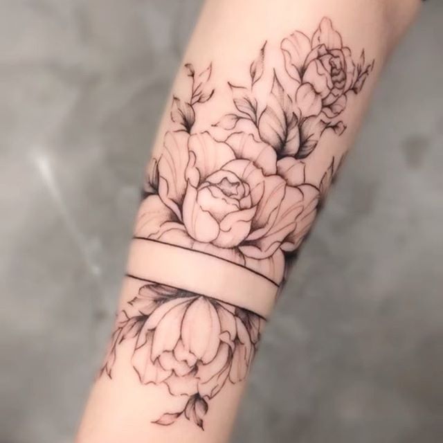 Alice_Tsui-Rose-Floral-Tattoo