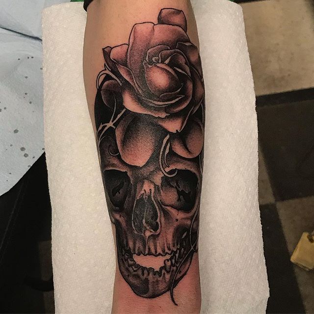 Dylan_Birkholm-Skull-Rose-Tattoo