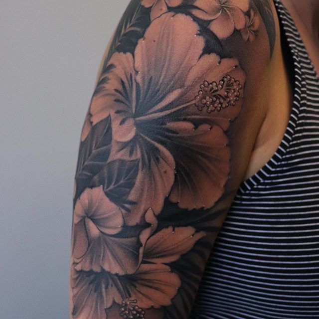 Lexi-Hanna-Hibiscus-Tattoo