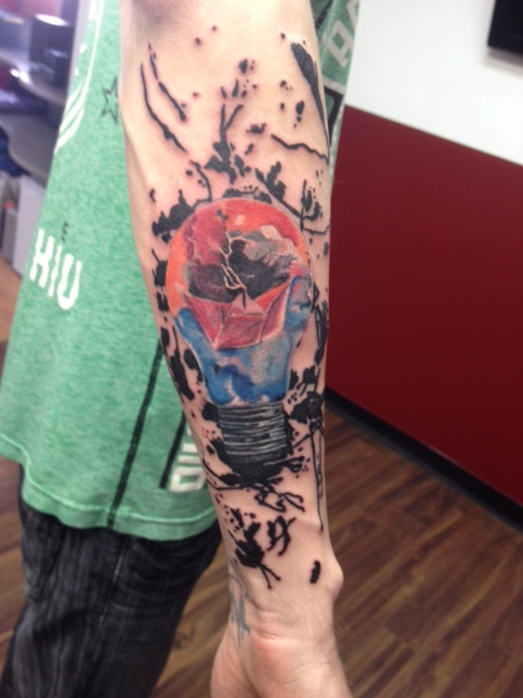 Michele_New_Dimension-Bulb-Tattoo