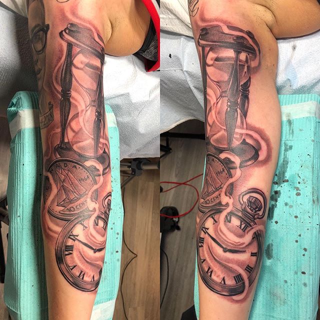 Nathan_Harker-Hour-Glass-Tattoo