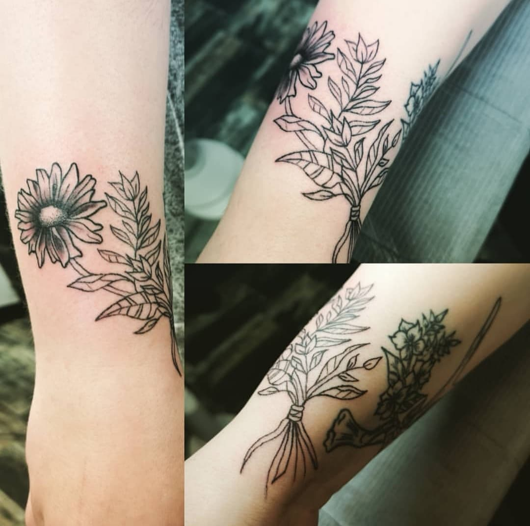 Oralie_George-Floral_Tattoo