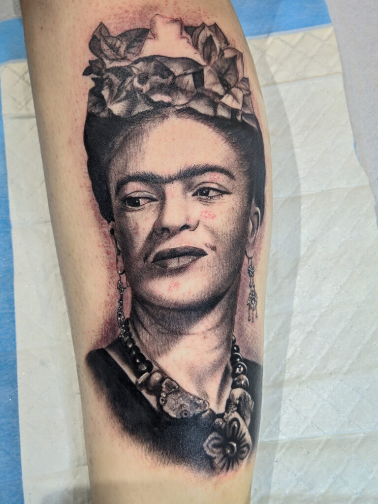 Shane_de_Graaff-Frida-Kahlo-Tattoo